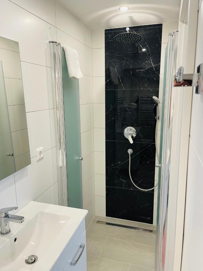 Prime Host Dream Leilighet Karlsruhe Eksteriør bilde